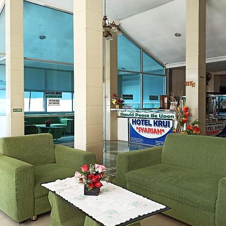 Oyo 2611 Hotel Krui Syariah المظهر الخارجي الصورة
