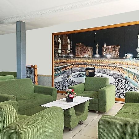 Oyo 2611 Hotel Krui Syariah المظهر الخارجي الصورة