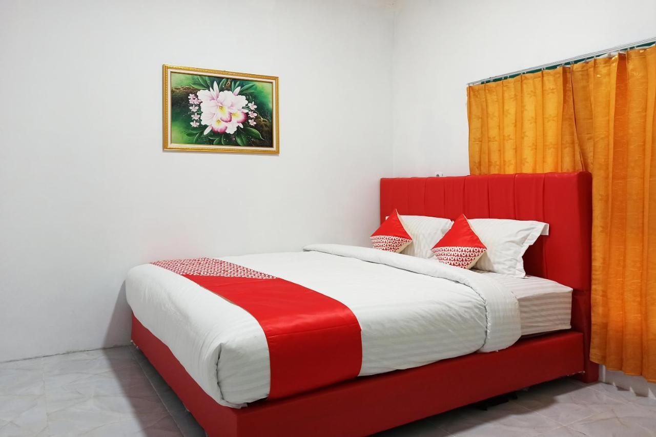 Oyo 2611 Hotel Krui Syariah المظهر الخارجي الصورة